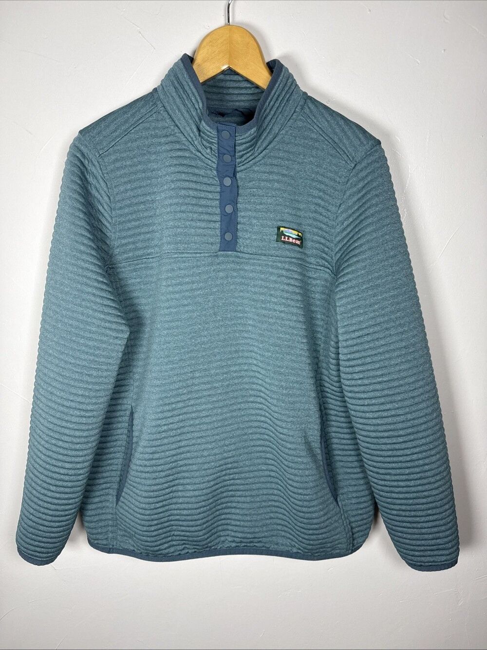 L.L. Bean Airlight Knit Pullover Green Large Regular